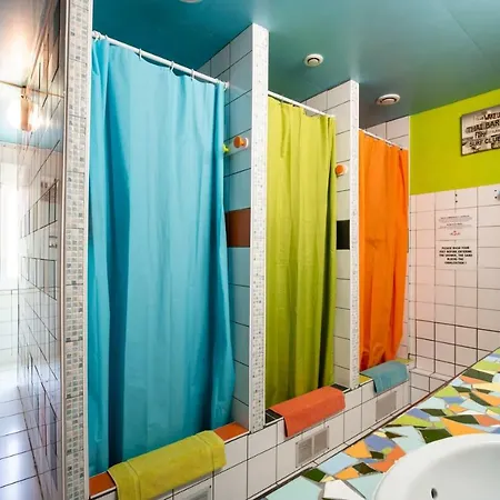 Zenith Hostel-la Surf House 拉卡诺