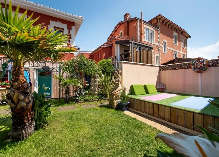 Hostel Zenith Hostel-la Surf House